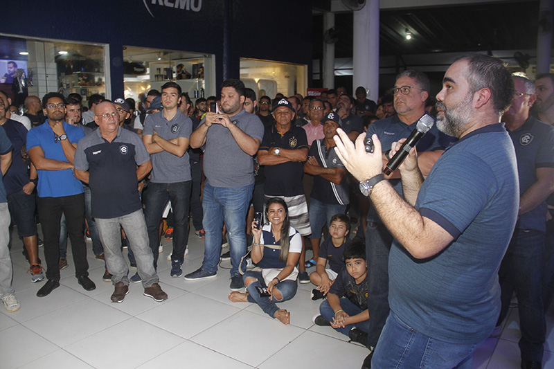 
        
            DOL homenageia seus internautas mirins com galeria especial
        
    