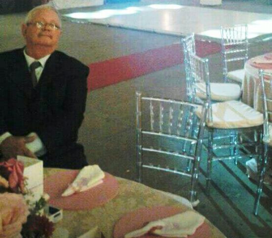 
        
            DOL homenageia pais com galeria de fotos
        
    