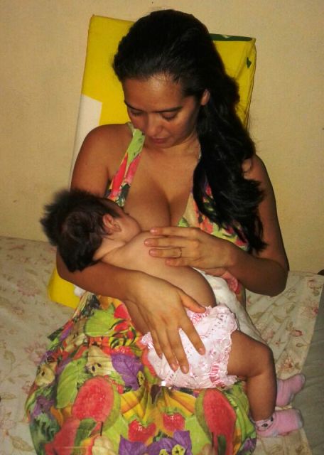 
        
            Mamães e bebês estampam galeria do Dia da Amamentação
        
    