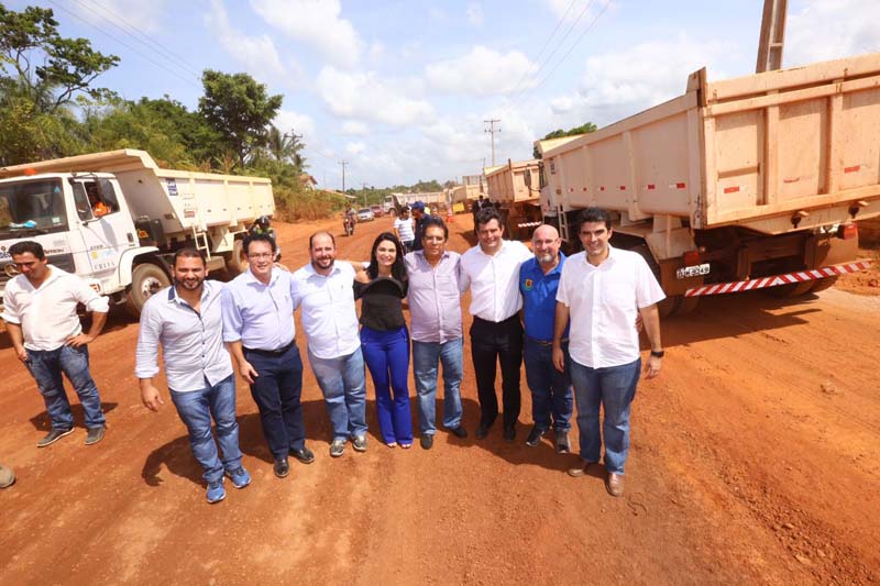 
        
            Obra em BR-308 fortalece escoamento de produção
        
    