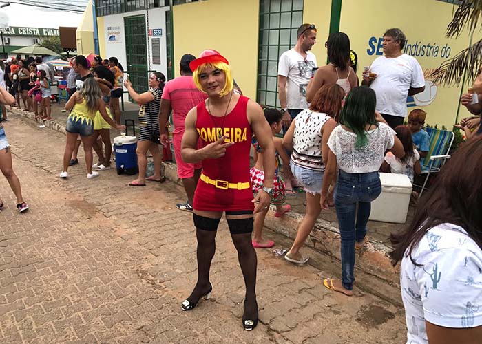 
        
            Jegue Elétrico e Gaiola das Loucas encerram a folia, em Marabá
        
    