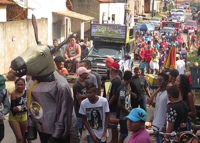
        
            Jegue Elétrico e Gaiola das Loucas encerram a folia, em Marabá
        
    
