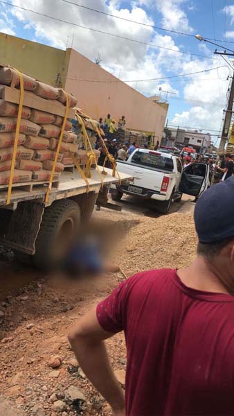 
        
            Duplo homicídio: Policial militar e irmão são mortos em Marabá
        
    