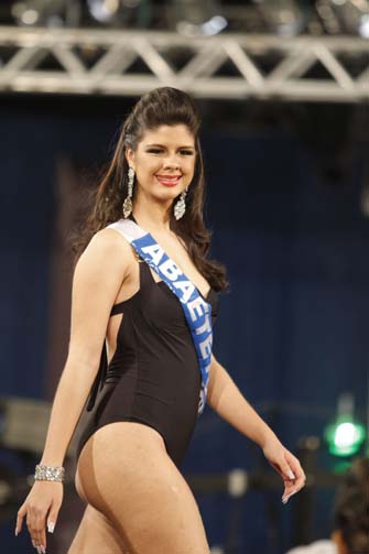 
        
            Candidatas do Miss Pará em trajes de banho
        
    