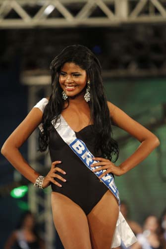 
        
            Candidatas do Miss Pará em trajes de banho
        
    