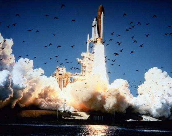 
        
            25º aniversário da explosão da Challenger
        
    