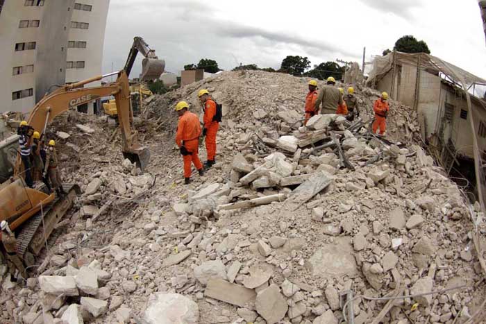 
        
            Novas imagens do local da tragédia da 3 de Maio
        
    