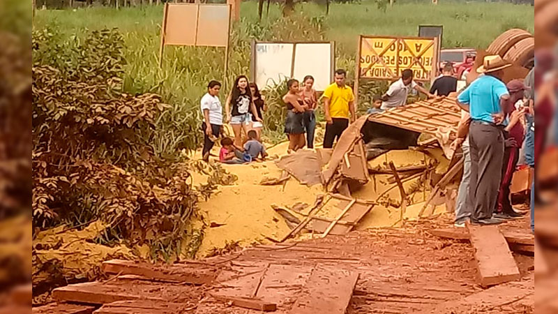 
        
        
            Ponte quebra e causa prejuízos na BR-230 no interior do Pará
        
    