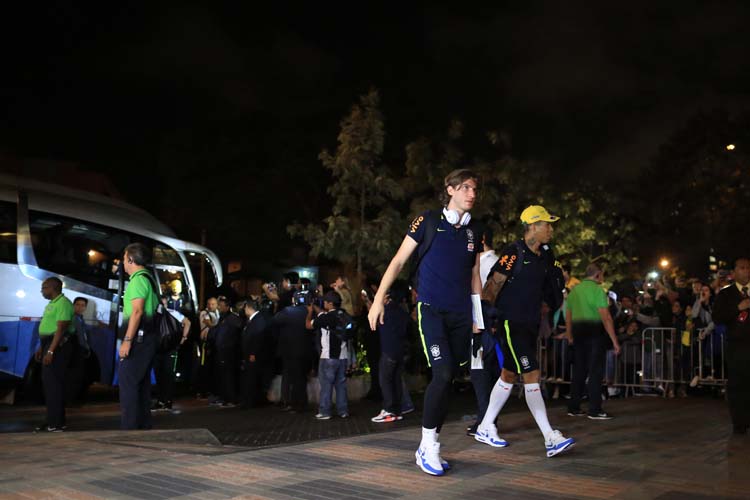 
        
        
            Seleção brasileira chega em Lima, no Peru
        
    
