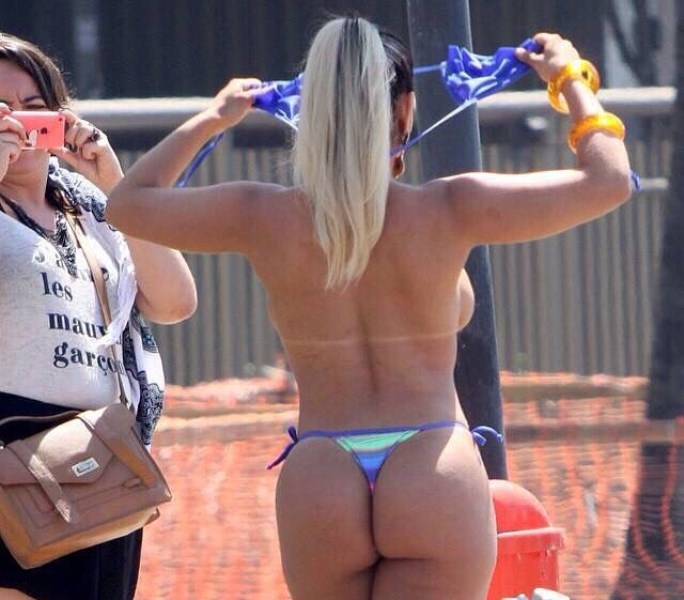 
        
            Nudez como forma de protesto
        
    