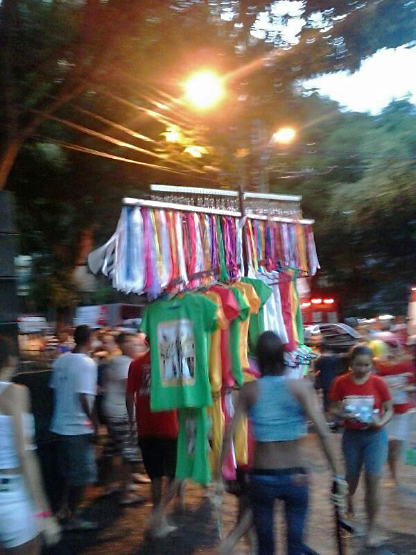 
        
            Trasladação avança nas ruas do centro de Belém
        
    