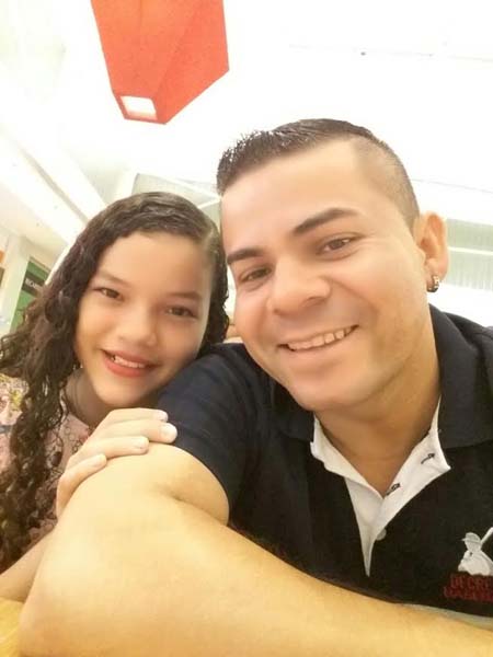 
        
            DOL homenageia pais com galeria de fotos
        
    