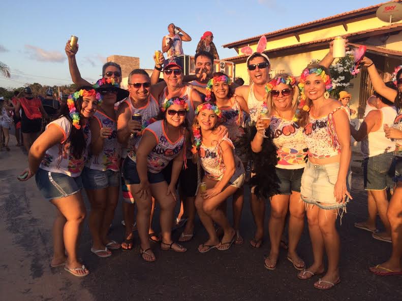 
        
            Internautas curtem carnaval no DOL
        
    