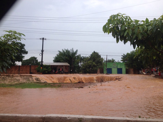 
        
            Alagamentos deixam Marabá em situação crítica
        
    