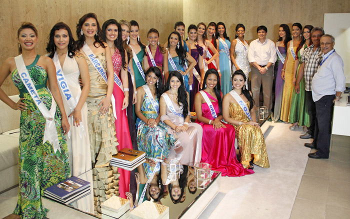 
        
            Conheça as candidatas ao título de Miss Pará 2012
        
    