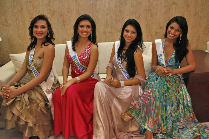 
        
            Conheça as candidatas ao título de Miss Pará 2012
        
    