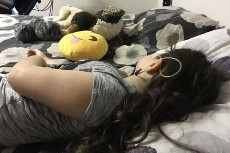 Sophie está há 20 meses em estado vegetativo (Foto: BBC)