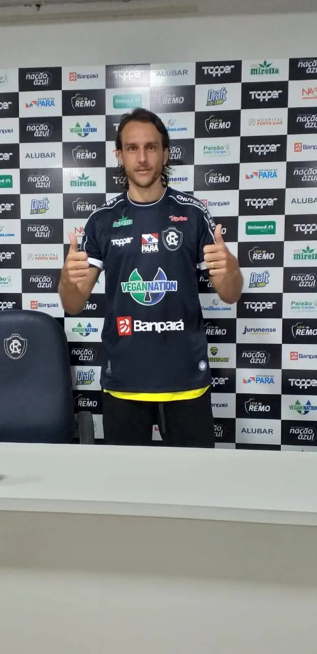 Jogador chega e poderá jogar contra o Luverdense-MT