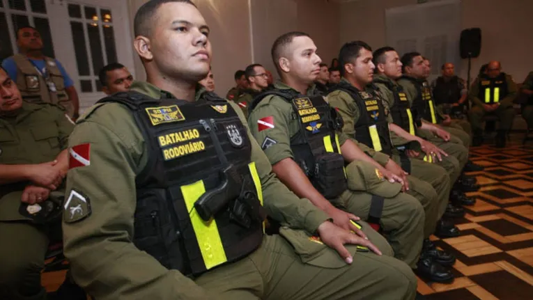 Militares que salvaram criança são condecorados pelo Estado