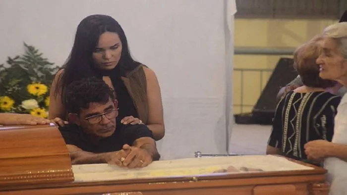 
Gabriel Diniz é velado em João Pessoa