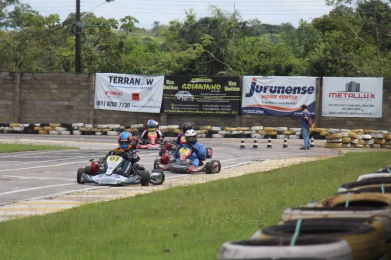 Kart movimenta pilotos em Castanhal