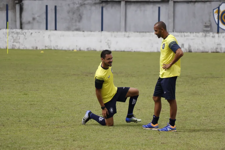 Yuri é presença certa, até aqui, no time titular do Remo no próximo domingo

