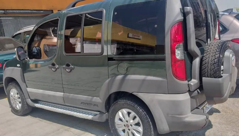Estudante precisa de carro adaptado para voltar a frequentar universidade. E você pode ajudar