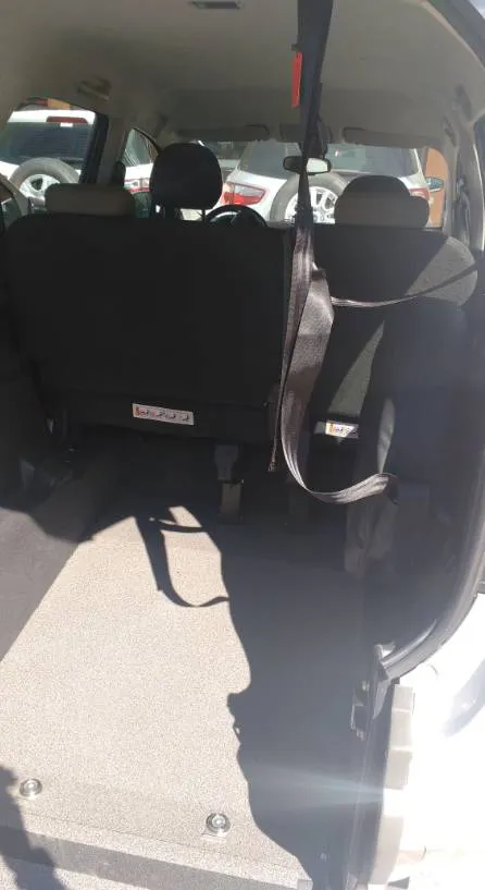 Estudante precisa de carro adaptado para voltar a frequentar universidade. E você pode ajudar
