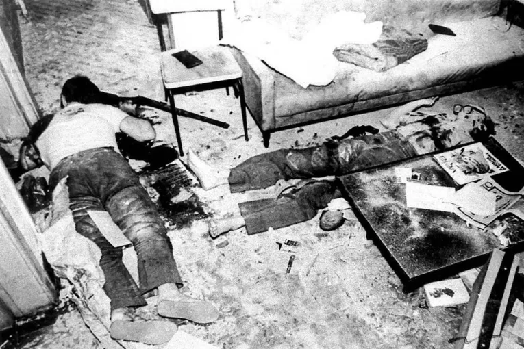 A cena original do assassinato de Pedro Pomar e Ângelo Arroyo em uma casa no bairro da Lapa (zona oeste de São Paulo) em 1976 durante ditadura militar