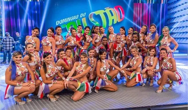 Onze bailarinas são demitidas do Domingão do Faustão 