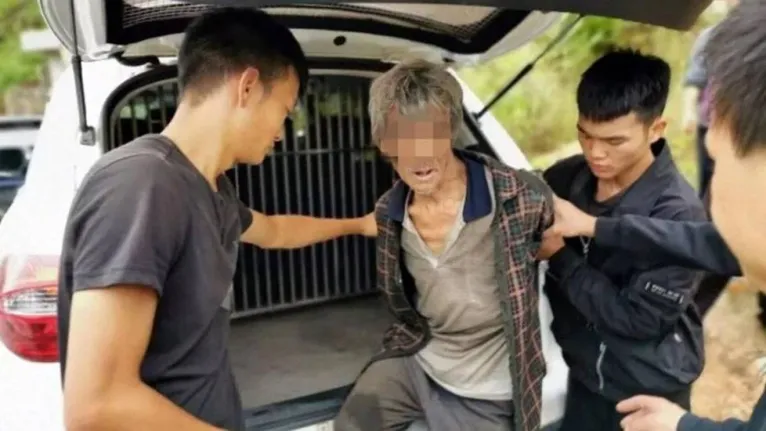 Song Jiang é acusado de tráfico de mulheres e crianças e estava foragido desde 2002
