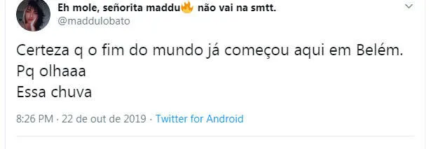 Ruas alagadas, trânsito intenso e muita reclamação após chuva torrencial em Belém