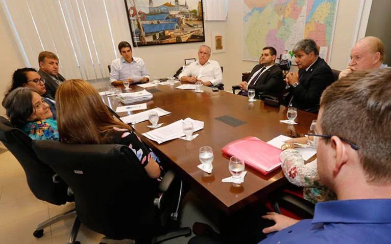 Helder Barbalho esteve à frente da busca por uma solução para manter os serviços da instituição