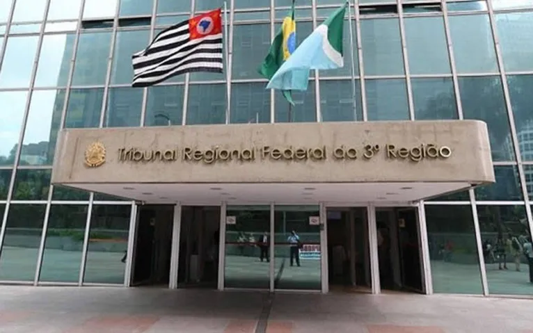O Procurador foi preso e levado a sede da Polícia Federal na Lapa. 