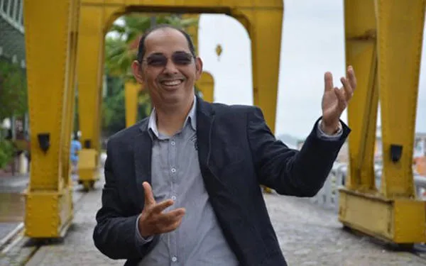 Ivanildo estaria participando de um evento da igreja quando teve um infarto e não resistiu. 