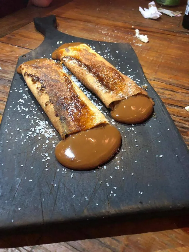 Panqueca de doce de leite.