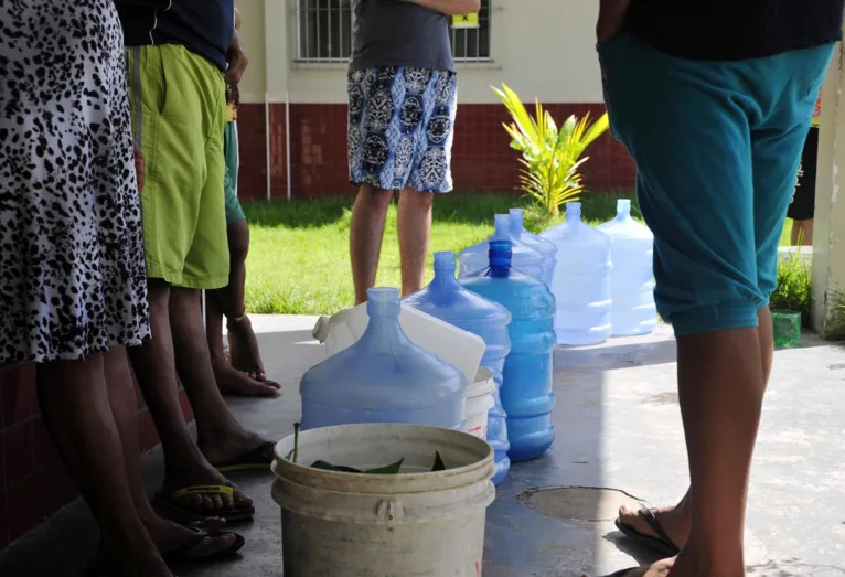 Paraenses sofreram com um serviço de água precário no Estado

