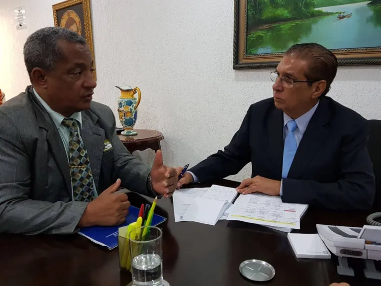 Prefeitos agradecem apoio do senador Jader aos municípios 