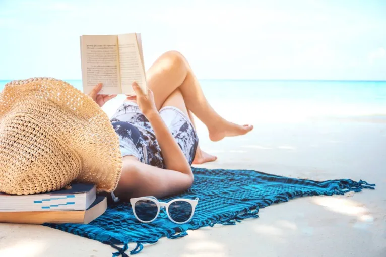 As tendências da moda Verão para você arrasar na praia e fora dela