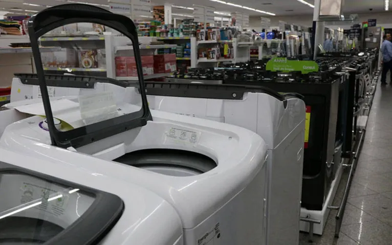 Eletroeletrônicos estão sempre entre os produtos mais procurados para quem quer economizar