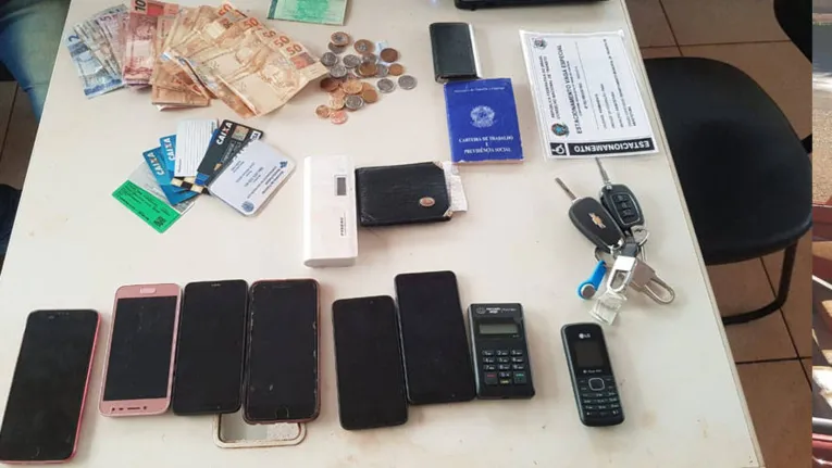O trio usava celulares para comunicar os pontos de fiscalização da PRF ao longo do trajeto