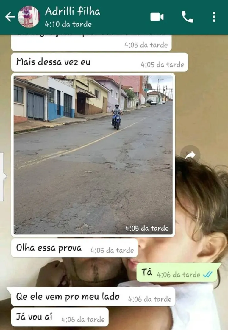 Homem que matou ex-namorada na porta de delegacia diz que culpa foi da vítima