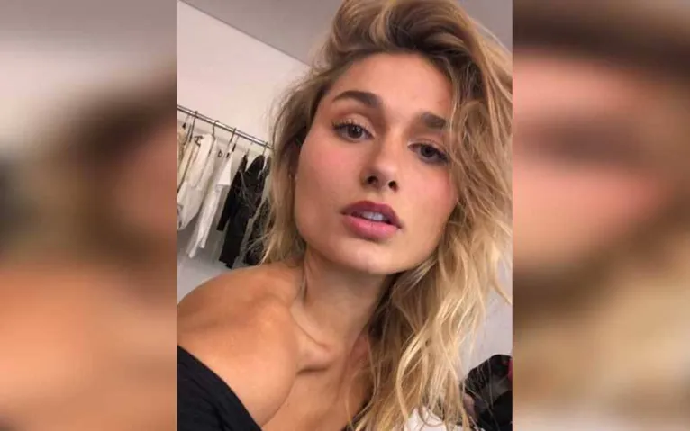 Mulherão! Filha de Xuxa sensualiza em foto de biquíni
