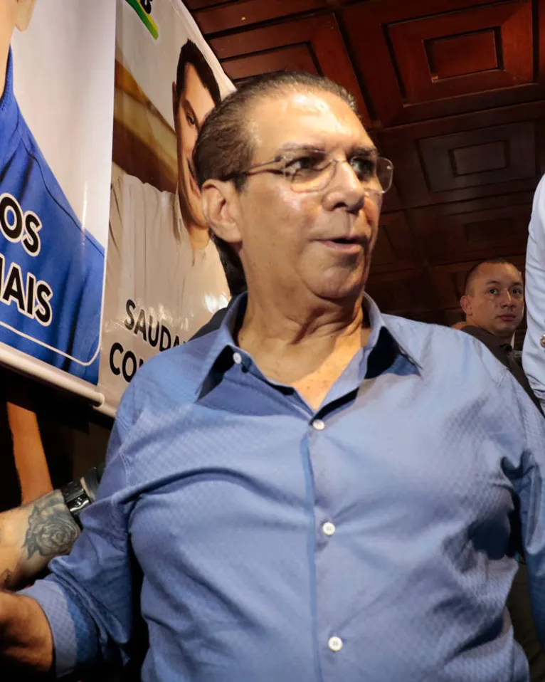 Senador foi aclamado o novo presidente de honra do MDB.