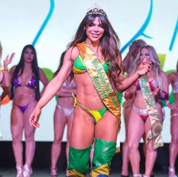 Suzy Cortez, a primeira Miss Bumbum World, quase mostrou demais