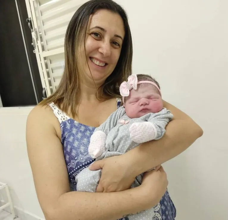 Nasce filha de homem trans que ficou grávido para realizar sonho de ser pai