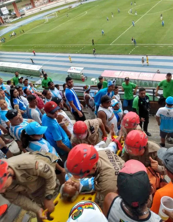 Torcedor do Paysandu passa mal na arquibancada durante RExPA