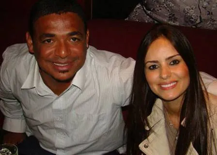 Vampeta e a ex-mulher Roberta Soares, em 2009