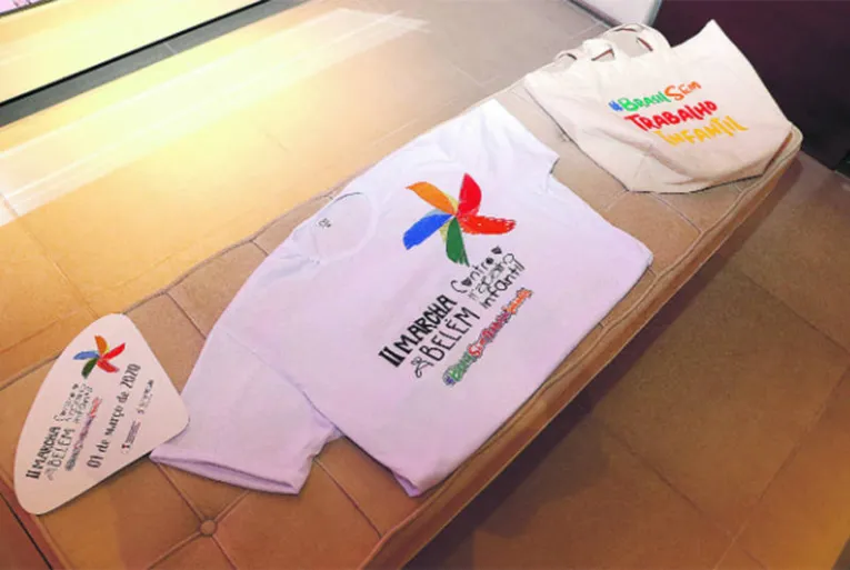 Marcha de Belém combate trabalho infantil; bloco apela para temas sociais