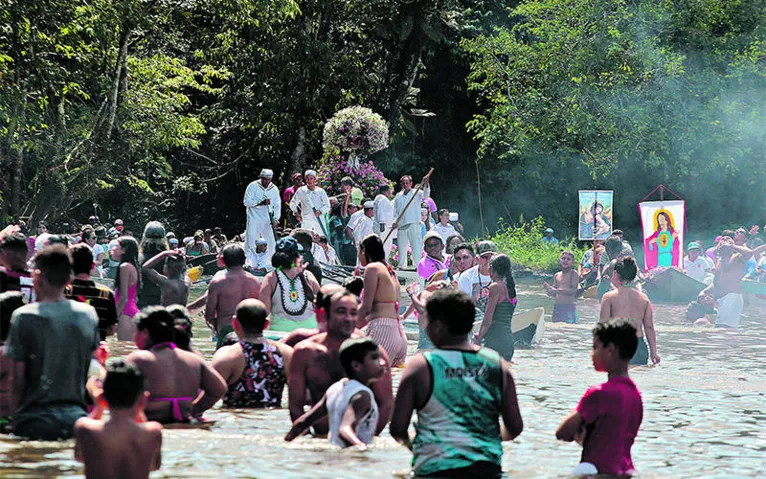 Comunidade do Caraparu celebra os 101 anos do Círio das Águas